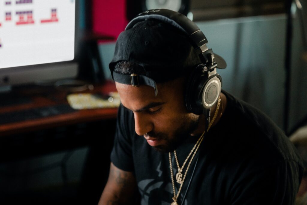How Sound Design Helps You to Improve your Video Quality