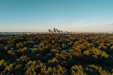 Background Music for Video: Where to Find the Right Songs