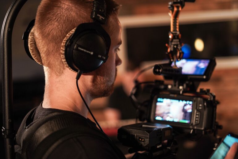 All you need to know about 8D Audio 8 D audio